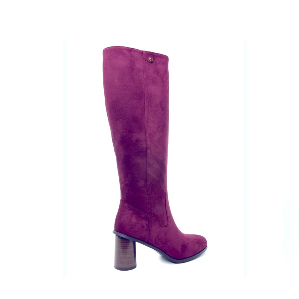 Women’s Knee Boots Size 8.5